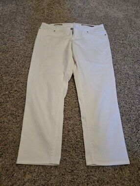 ABS White Straight-Leg Jeans - Classic Clean Look